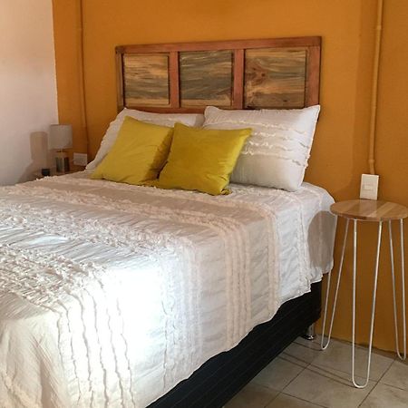 El Chirris B&B San Juan La Laguna Eksteriør billede